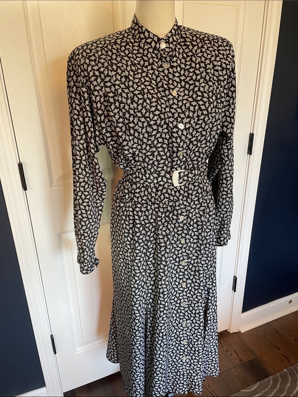 Vintage Liz Claiborne Black White Printed Midi Dress with Belt Size 10